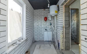 Дом 100м&sup2;, 2-этажный, участок 5 сот.  