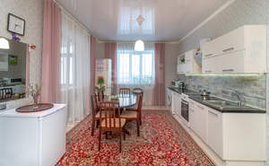 Дом 180м&sup2;, 2-этажный, участок 8 сот.  