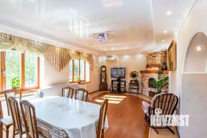 Дом 139м², 2-этажный, участок 10 сот.  