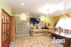 Дом 97м&sup2;, 2-этажный, участок 6 сот.  