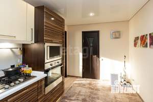 Дом 61м&sup2;, 2-этажный, участок 5 сот.  