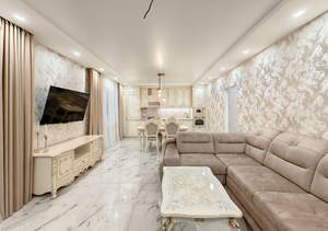 Дом 166м², 2-этажный, участок 8 сот.  