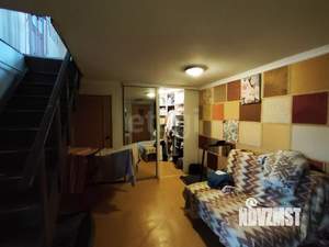 Дом 200м&sup2;, 3-этажный, участок 12 сот.  