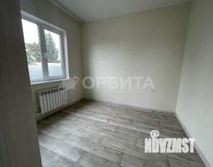 Дом 60м², 2-этажный, участок 6 сот.  