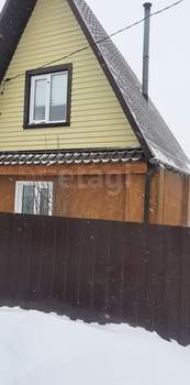 Дом 32м&sup2;, 2-этажный, участок 5 сот.  