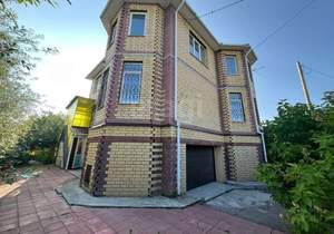 Дом 251м², 3-этажный, участок 547 сот.  
