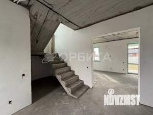 Дом 150м&sup2;, 2-этажный, участок 6 сот.  