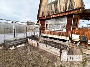 Дом 40м², 2-этажный, участок 6 сот.  