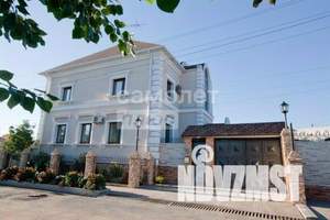 Коттедж 600м&sup2;, 2-этажный, участок 17 сот.  