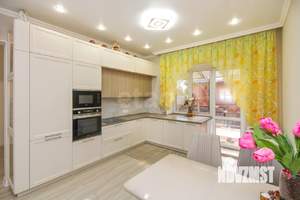 Дом 132м², 2-этажный, участок 6 сот.  