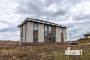 Дом 220м², 2-этажный, участок 10 сот.  