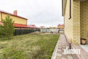 Дом 150м², 3-этажный, участок 10 сот.  