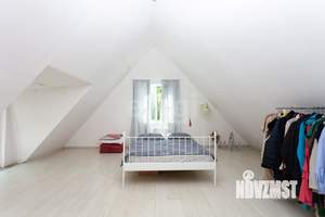 Дом 265м&sup2;, 2-этажный, участок 5 сот.  