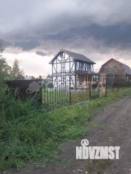 Дом 63м&sup2;, 2-этажный, участок 5 сот.  