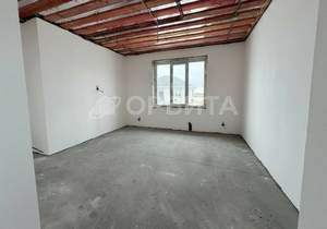 Дом 77м², 7-этажный, участок 0 сот.  