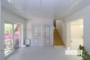 Дом 200м&sup2;, 2-этажный, участок 7 сот.  