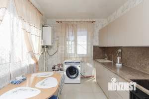 Дом 90м&sup2;, 2-этажный, участок 6 сот.  