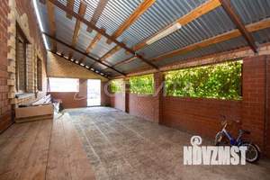 Дом 400м², 2-этажный, участок 13 сот.  