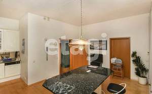 Дом 720м², 5-этажный, участок 24 сот.  