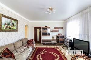 Дом 240м&sup2;, 2-этажный, участок 18 сот.  