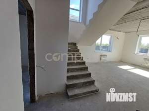 Коттедж 143м², 2-этажный, участок 6 сот.  