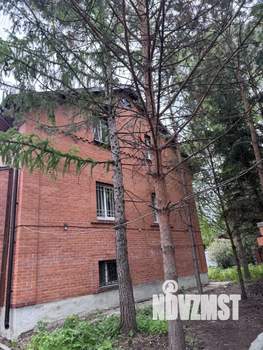 Коттедж 364м&sup2;, 3-этажный, участок 15 сот.  