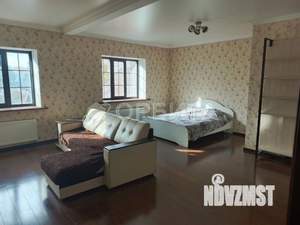 Дом 750м&sup2;, 2-этажный, участок 11 сот.  