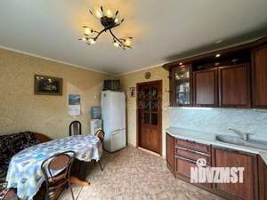 Коттедж 194м², 2-этажный, участок 21 сот.  