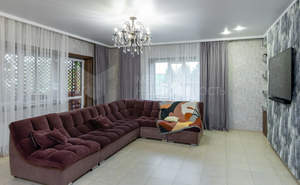 Дом 280м&sup2;, 3-этажный, участок 12 сот.  