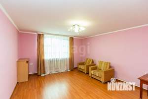 Дом 83м&sup2;, 2-этажный, участок 6 сот.  