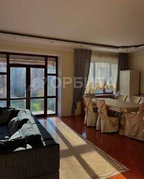 Дом 284м&sup2;, 2-этажный, участок 0 сот.  