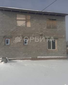 Дом 180м&sup2;, 2-этажный, участок 0 сот.  