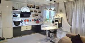 Дом 70м&sup2;, 2-этажный, участок 5 сот.  