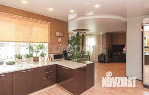Коттедж 220м², 2-этажный, участок 8 сот.  