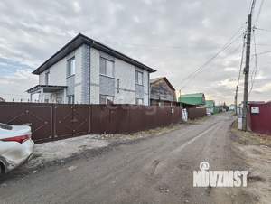 Дом 160м&sup2;, 2-этажный, участок 8 сот.  