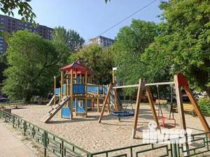 2-к квартира, посуточно, 43м2, 1/1 этаж