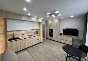 Студия квартира, на длительный срок, 27м2, 17/18 этаж