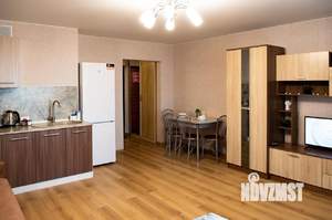 1-к квартира, посуточно, 38м2, 1/1 этаж