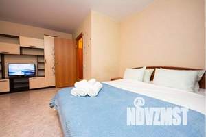 1-к квартира, посуточно, 42м2, 24/24 этаж