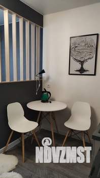 Студия квартира, посуточно, 25м2, 2/12 этаж