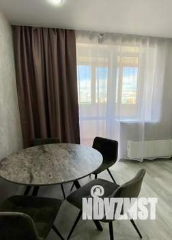 1-к квартира, посуточно, 35м2, 6/16 этаж