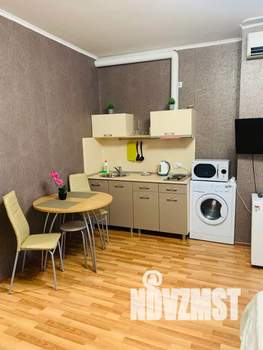 Студия квартира, посуточно, 30м2, 10/15 этаж