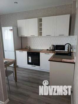 1-к квартира, посуточно, 27м2, 1/1 этаж