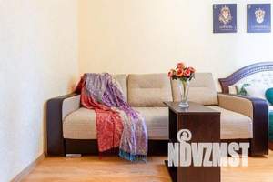 1-к квартира, посуточно, 45м2, 2/12 этаж