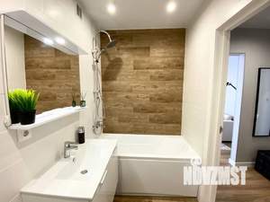 Студия квартира, посуточно, 33м2, 8/20 этаж