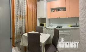 1-к квартира, посуточно, 45м2, 4/14 этаж