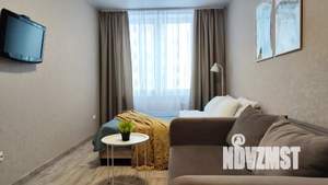 1-к квартира, посуточно, 38м2, 8/17 этаж