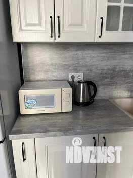 Студия квартира, посуточно, 30м2, 11/20 этаж