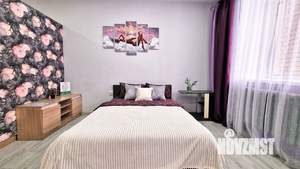 Студия квартира, посуточно, 35м2, 1/9 этаж