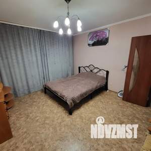1-к квартира, посуточно, 40м2, 4/14 этаж
